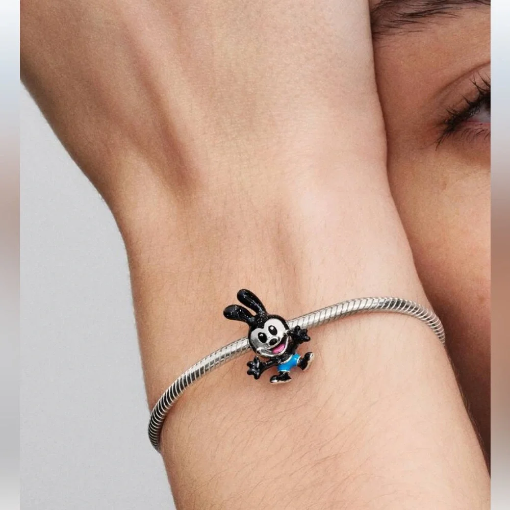 PANDORA - Disney Oswald the bunny charm - Picture 2 of 5